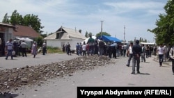 Жол тоскондор, Жалал-Абад облусу, 3-июнь, 2013