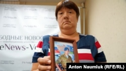 Любов Максимова, мати зниклого на території України російського військовослужбовця