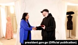 დემნა გვასალია და სალომე ზურაბიშვილი