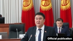 Жаныбек Исаев.