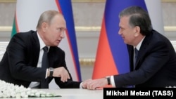 Владимир Путин жана Шавкат Мирзиёев. Ташкент шаары, 19-октябрь, 2018-жыл.