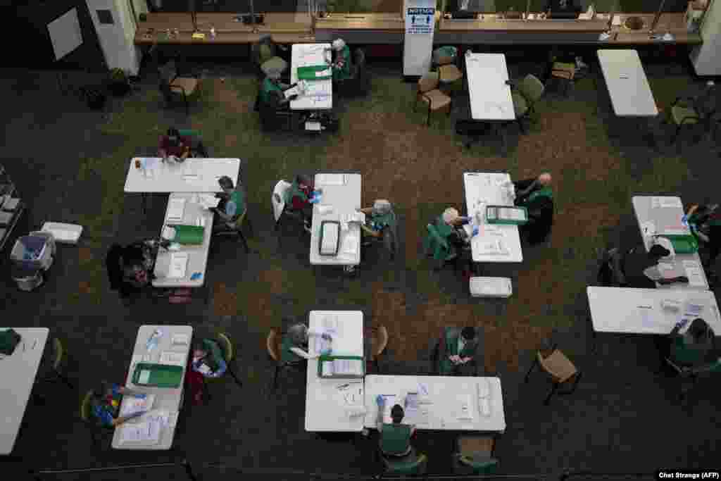 Prebrojavanje i verifikacija glasačkih listića u Denveru, Colorado.&nbsp;