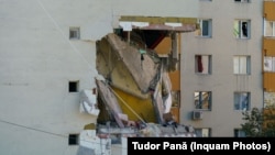 Urmările exploziei cauzate de o acumulare de gaze într-un bloc de locuințe din cartierul Rahova, București, 17 octombrie 2025.