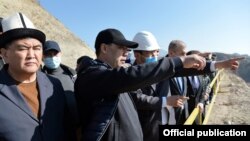 Садыр Жапаров Терек-Сайга 2020-жылы күзүндө президенттин дагы, премьер-министрдин дагы милдетин бирдей аткарып турган маалда барган.