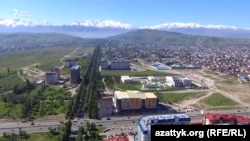 Пересечение проспектов Айтматова и Масалиева.