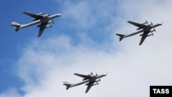 Російські бомбардувальники Ту-95МС