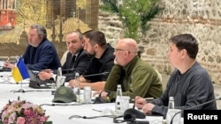 Украин делегациясы Стамбулдагы сүйлөшүүдө, 29-март 2022-жыл. 
