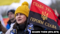 Під час акції протесту у столиці США проти вторгнення Росії до України. Вашингтон, 27 березня 2022 року