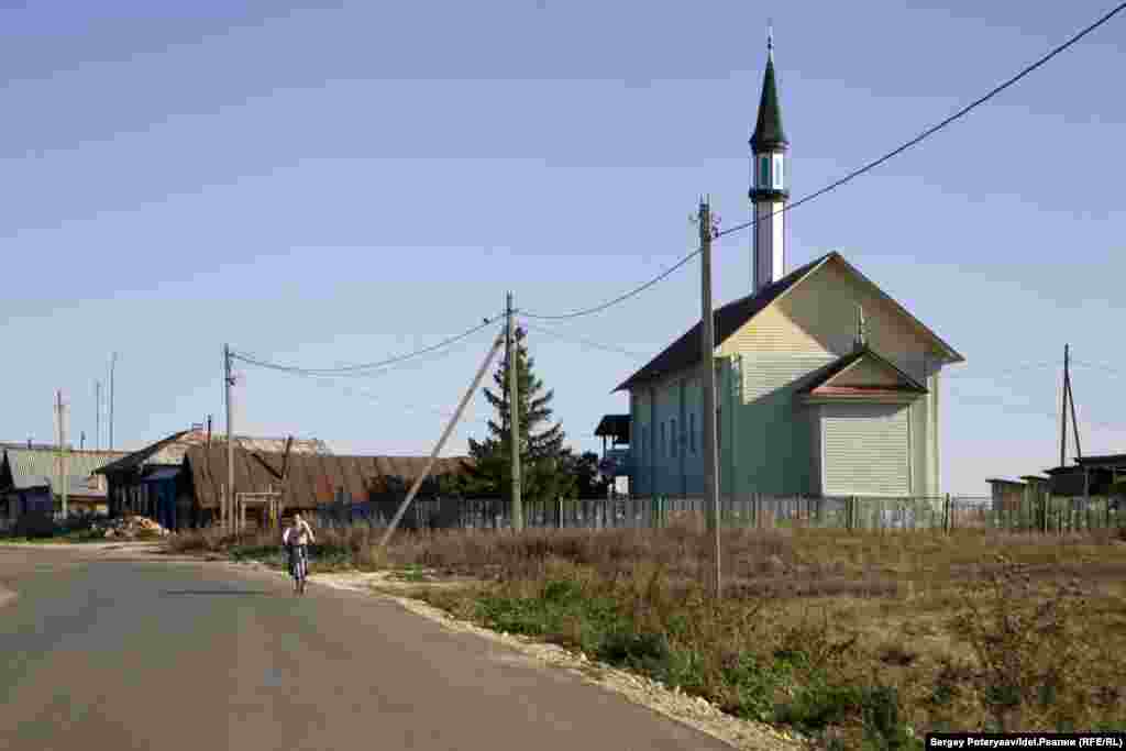 In 1957, the village had about 4,000 residents; in 2010, just 423. The village had two distinct parts: a mostly Tatar part, which was not evacuated, and a mostly Russian part, which was. Some locals say they were used in an experiment on the effects of radiation. &nbsp;
