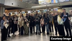 Узбекистанские дети, которых вывезли из России на родину, фото информагентства Dunyo МИД Узбекистана 