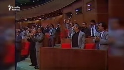 Tarixi görüntülər - Müstəqillik Aktı belə qəbul edildi