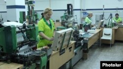 Երևան, ծխախոտի գործարանում, արխիվ 