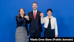 Ministarka za evropske poslove Danske Marie Bjerre, premijer Crne Gore Milojko Spajić i komesarka EU za proširenje Marta Kos. Brisel, 16. decembar 2025. godine
