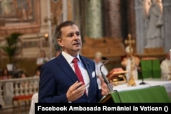 George Bologan este ambasadorul României la Vatican.