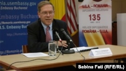 ԱՄՆ դեսպան Լի Լիցենբերգեր, արխիվ