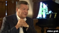 Янукович Би-Би-Сиге интервью берүүдө