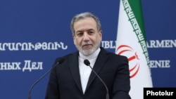 За словами Аббаса Арагчі, удари Ізраїлю не могли відбутися без «зеленого світла» США