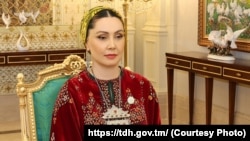 Ўғулжаҳон Атабаева. Сурат Туркманистон давлат оммавий ахборот воситаларига тегишли.