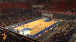 Баскетбольный клуб без домашней площадки