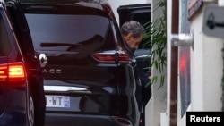 Нікаля Сарказі прыехаў дадому па вызваленьні 10 лістапада