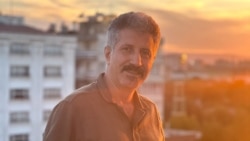 یادبود قربانیان حملات شیمیایی در گفت‌وگو با برهان احمدی مستندساز 