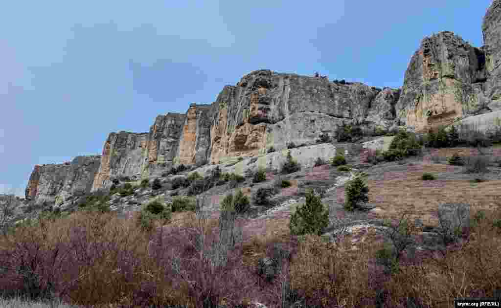Yoq olğan Qırım köyünde tek dağlar ulu körüne