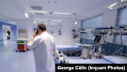 Proiectul de lege prevede ca medicii de familie să poată acorda consultanții la distanță