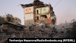 Удар РФ по Запоріжжю: влучили по лікарні та житлових будинках (фотосвідчення)