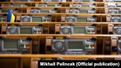 У сесійній залі в перший день роботи Верховної Ради 9-го скликання. Київ, 29 серпня 2019 року