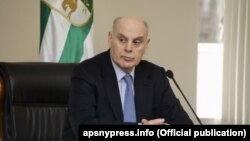 Аслан Бжания