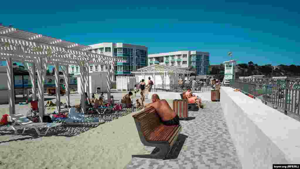 Töşeme taş ve beton inşaatları yanında sıcaq