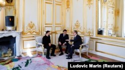 Ukrajinski predsjednik Volodimir Zelenski, francuski predsjednik Emmanuel Macron i britanski premijer Keir Starmer u Parizu, 27. mart 2025.