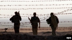 На афганской границе, Таджикистан (иллюстрация) 