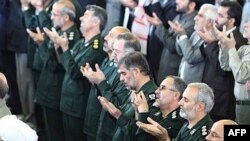 سپاه پاسداران به یک مجموعه عظیم نظامی و اقتصادی تبدیل شده است که حوزه نفوذ آن به عرصه سیاست ایران نیز کشیده شده است.