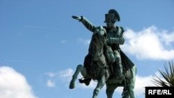 Наполеон Бонапарт 1812-жылдын 19-октябрында Москваны таштап, Батышка чегине баштаган.