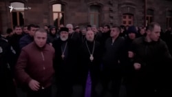 Էջմիածինում հույս ունեն՝ 10 եպիսկոպոսները կվերադառնան մայր եկեղեցու գիրկը