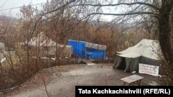 რიონის ხეობის მცველების კარვები