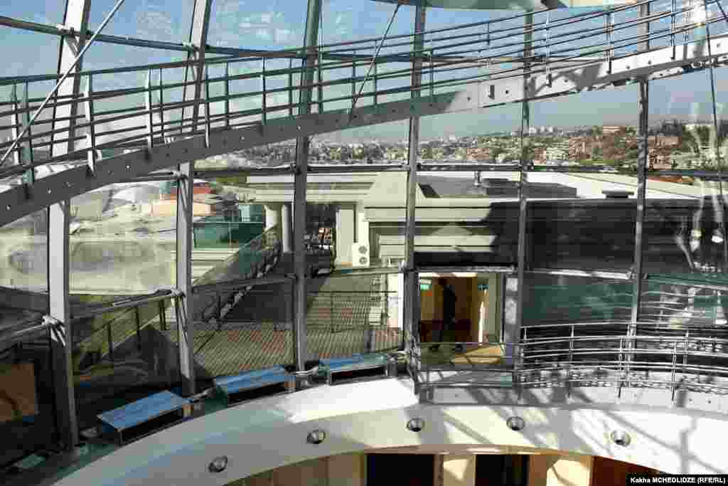 სასახლის გუმბათი