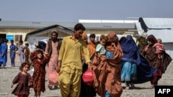 له پاکستانه ستنېدونکي افغان کډوال. (انځور: ارشیف)