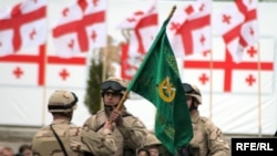 Сегодня парламент Грузии 73 голосами против одного во вторник дал согласие на отправку группы из 11 артиллерийских инструкторов в Афганистан