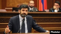 Vahe Grigorian addresses the Armenian parliament before being elected Constitutional Court judge, June 18, 2019 