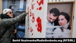 «Відчинимо правду про насильство»: акція на підтримку Стамбульської конвенції у Києві – фоторепортаж