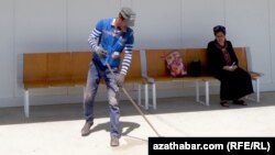 Gurbanguly Berdimuhamedowyň Türkmenabada etjek saparynyň anyk senesi we onuň gün tertibi barada resmi maglumat ýok. 