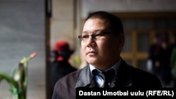 Мелис Обозов