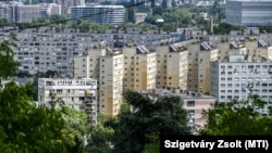 Az Óbudai lakótelep panelházai 2025. július 11-én