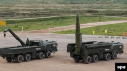 Комплексы «Искандер-М» на учениях в России. 2016 год.