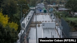 Мост, соединяющий российский Ивангород и эстонскую Нарву