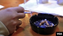 Çilim çekýän adam.