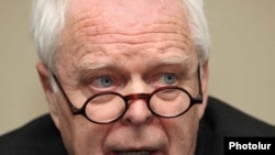 Thomas Hammarberg: "Time is passing and there really is now a need to show what has been done and...bring those who are responsible to justice."