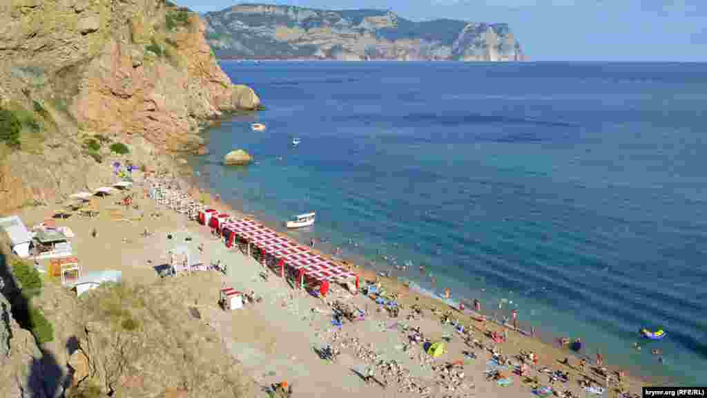 Bayırdan Vasili plâjına manzara